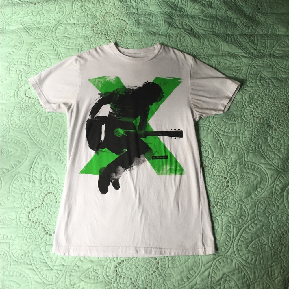 Ed Sheeran merchandise concert T-shirt