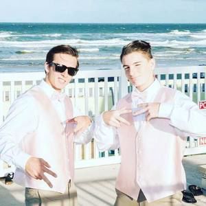 Meet your Posher, Ian