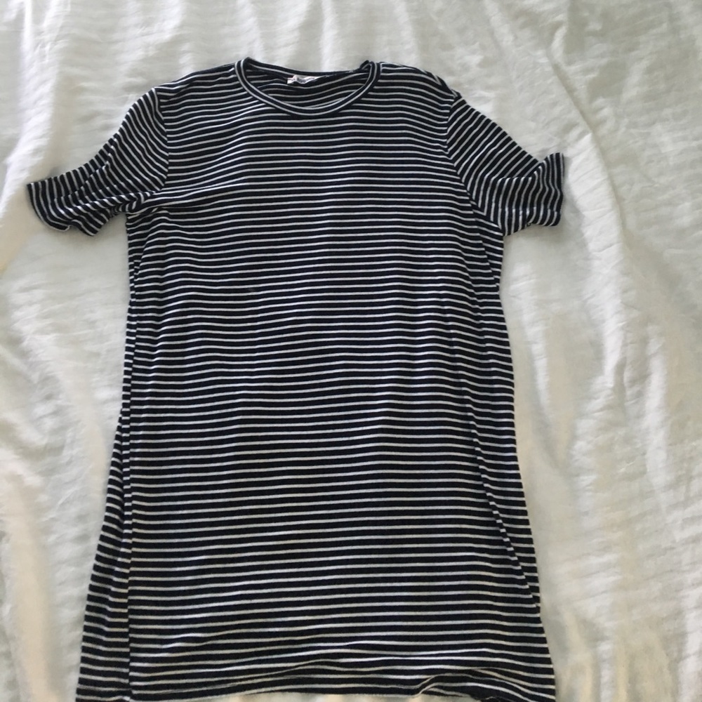 blue and white tshirt dress