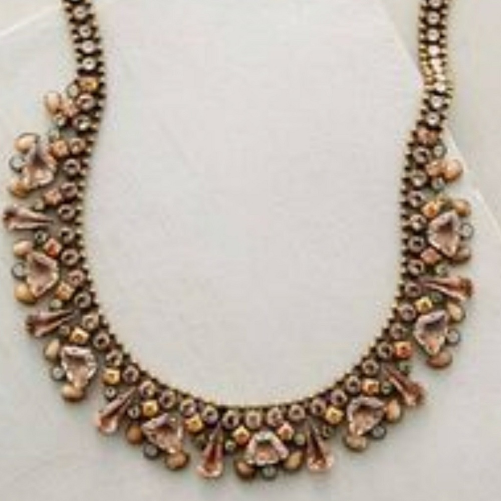 ANTHROPOLOGIE SORRELLI LOOKING FOR THIS NECKLACE!!