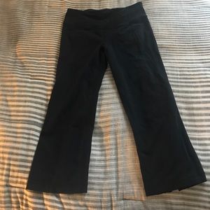 Lululemon cropped pants