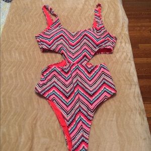 Aerie cut out one piece swimsuit