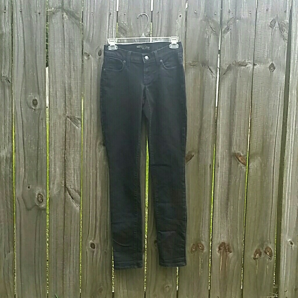 Black Jeans