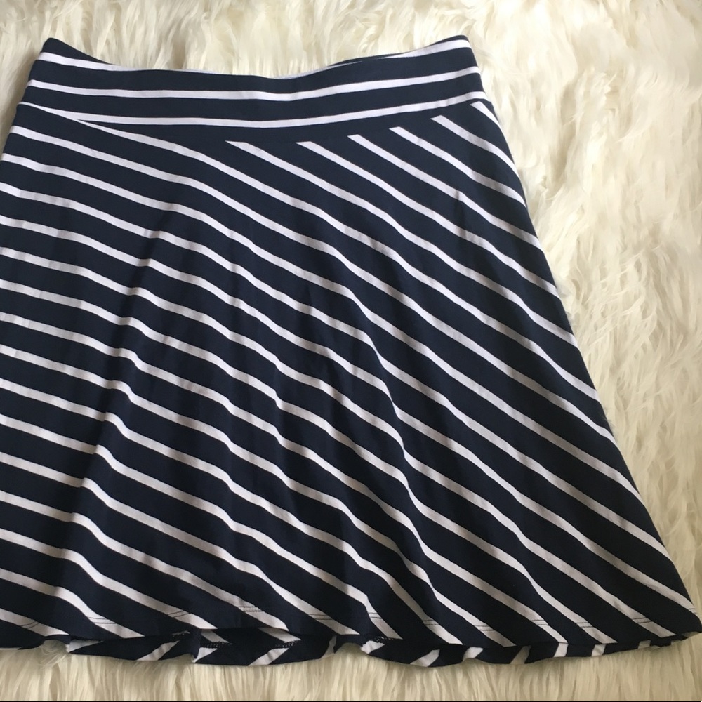 Columbia Navy and white striped flowy skirt