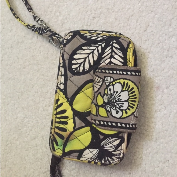 Vera Bradley phone wallet case!& wristlet - Picture 1 of 6