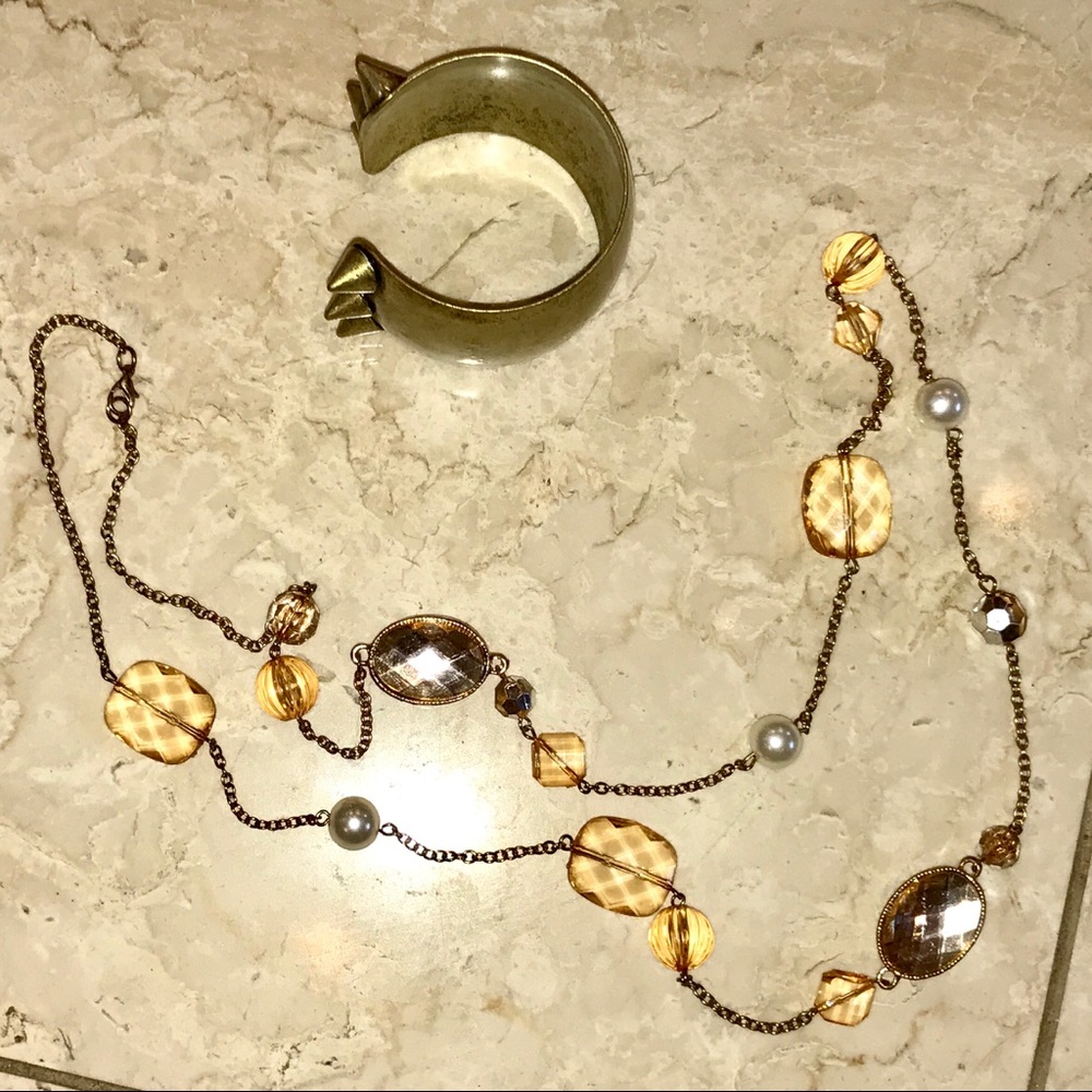Necklace & Cuff Costume Jewelry Set  OS