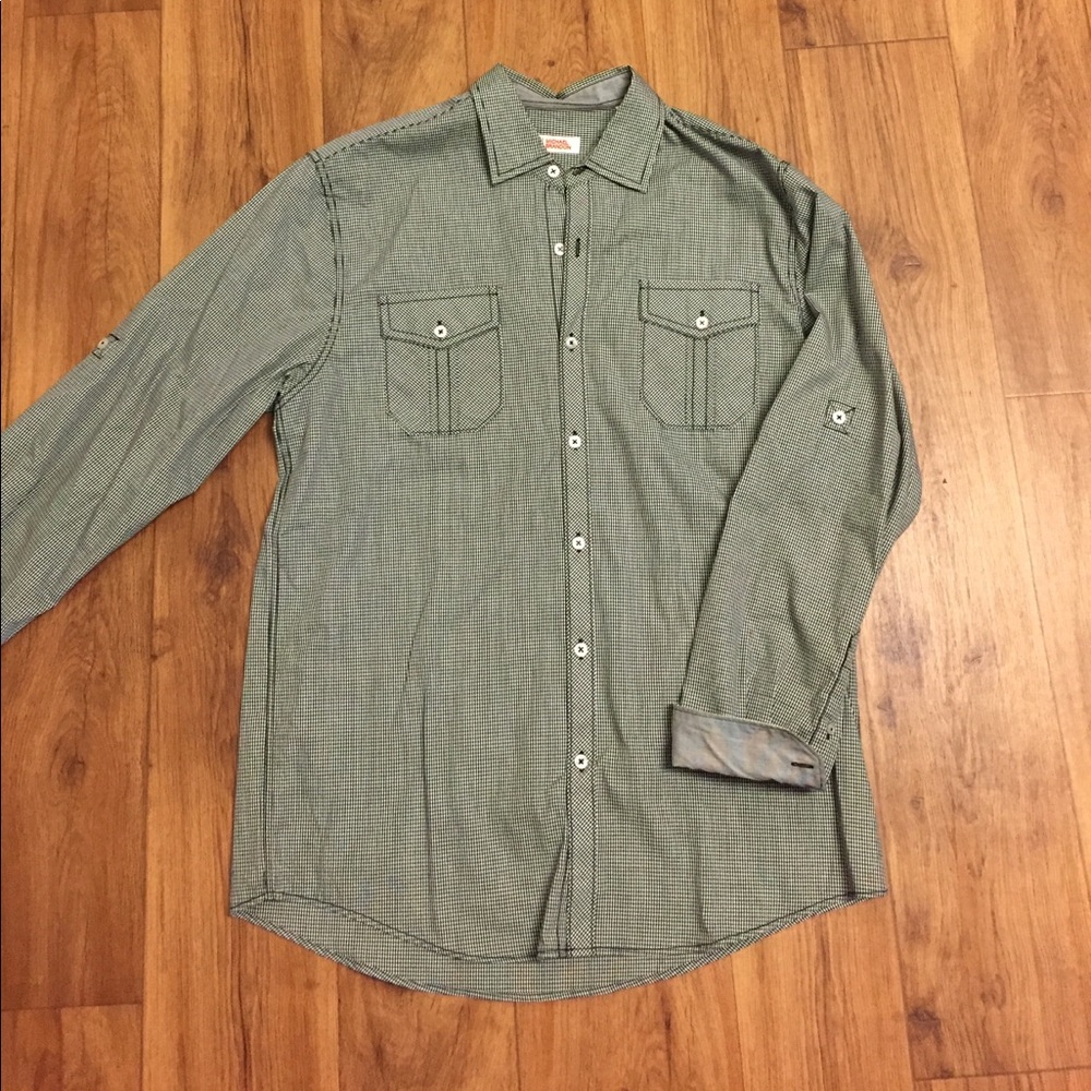 *2/$8* Michael Brandon Button Down - Picture 1 of 4