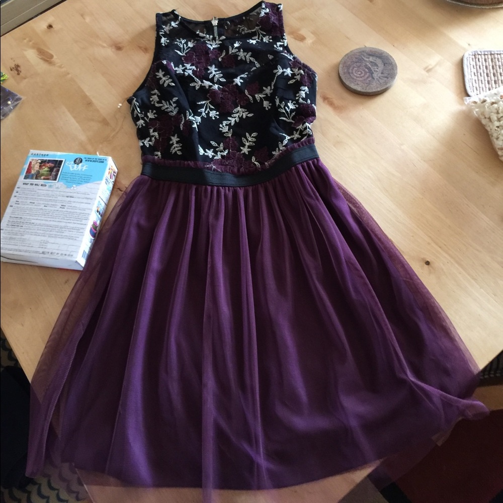 Semi formal dress plum small