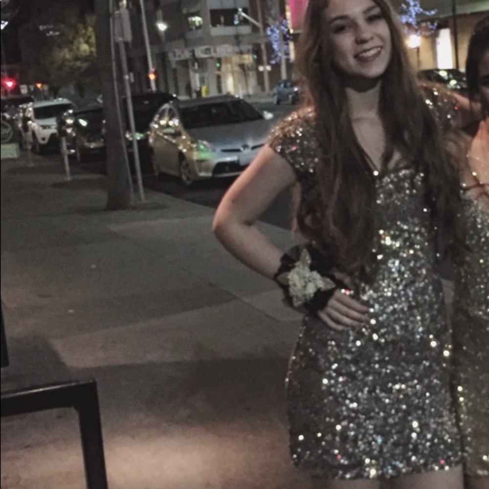 Scala Dress Size 6