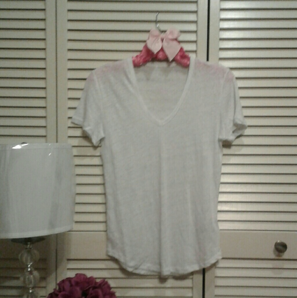 Gap T shirt