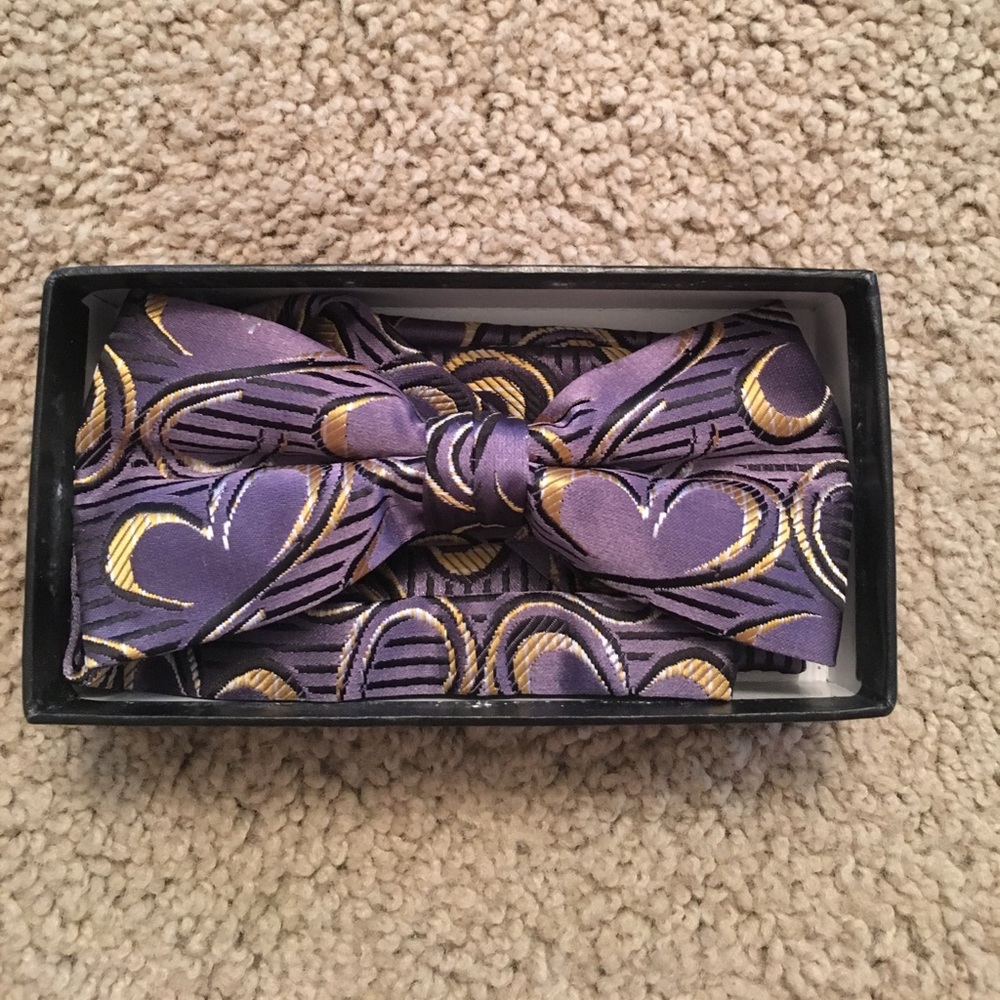 Brooks Brothers Bow Tie