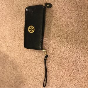 Tory Burch wristlet wallet