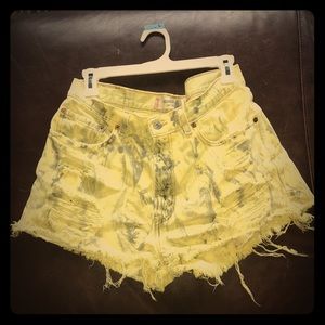 Levi high wasted baggy Jean shorts