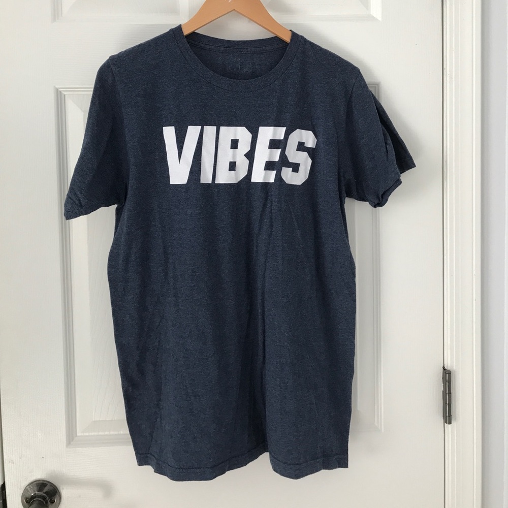 Vibes Tee