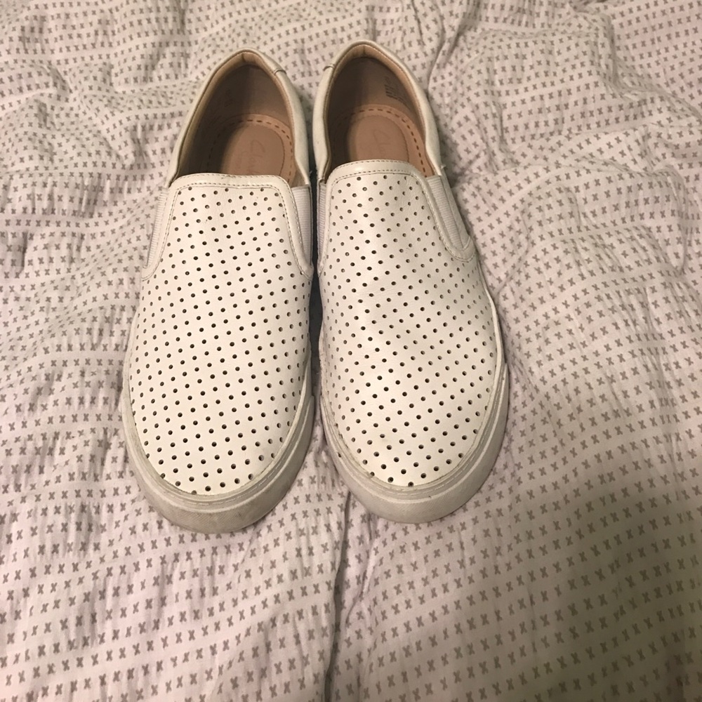 White slip on-- size 8