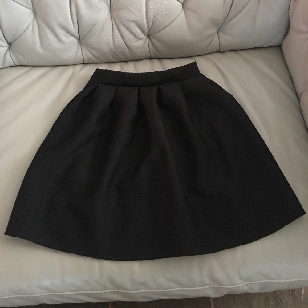 Black skirt