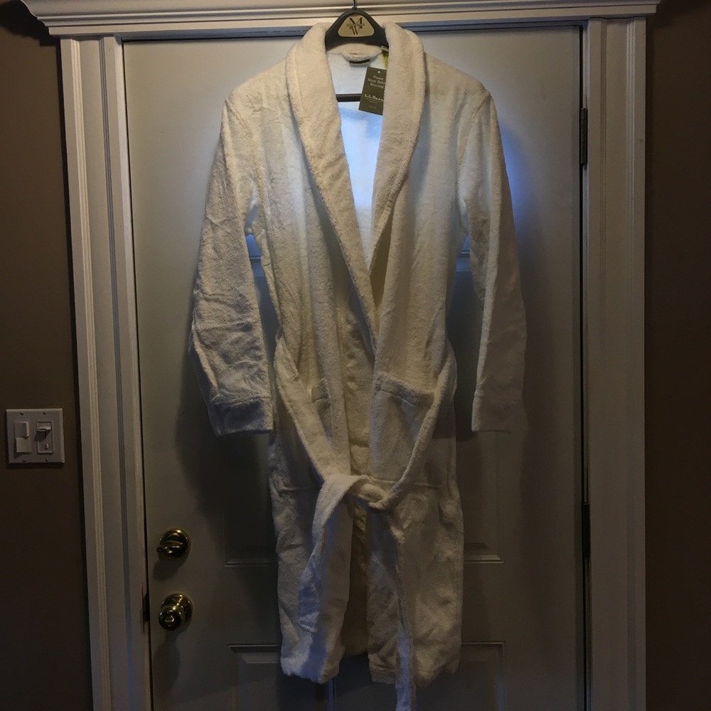 L.L Bean White Men's XL Robe