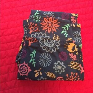 Lularoe OS Leggings