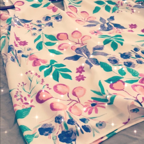 EVERLY Off Shoulder Shirt NWOT!!! - Picture 4 of 4