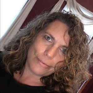 Meet your Posher, Meredith