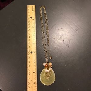 Shell bead jewel necklace