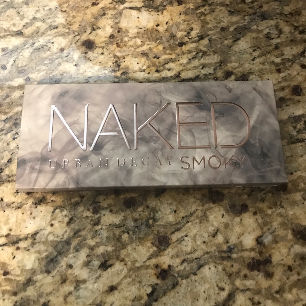 Urban Decay Naked Smoky Palate