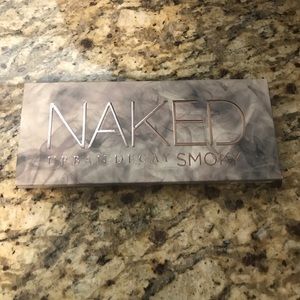 Urban Decay Naked Smoky Palate