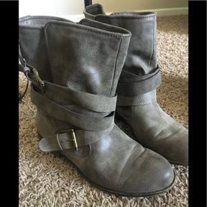 Madden girl boots barely worn