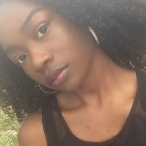 Meet your Posher, Maya