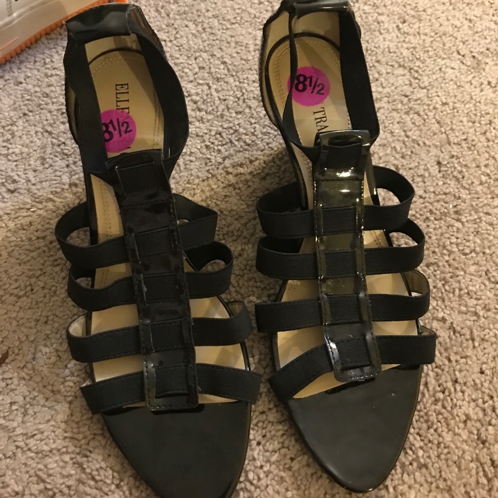 Ellen tracy wedges