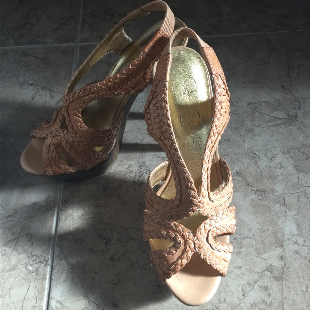 Shoes - Picture 4 of 4