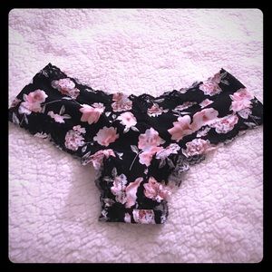 Flower Lace Trim Cheekster 🌺🌸🌼