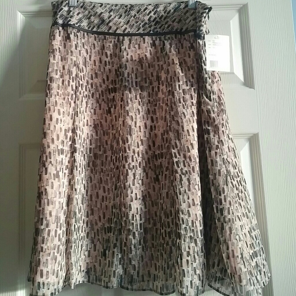 Axcess "In The Mix" print skirt - Picture 5 of 7