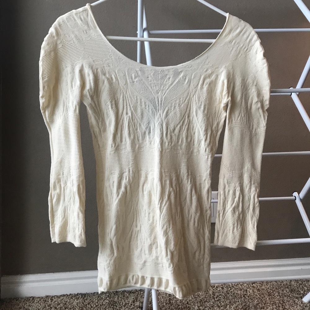 Boat neck shirt