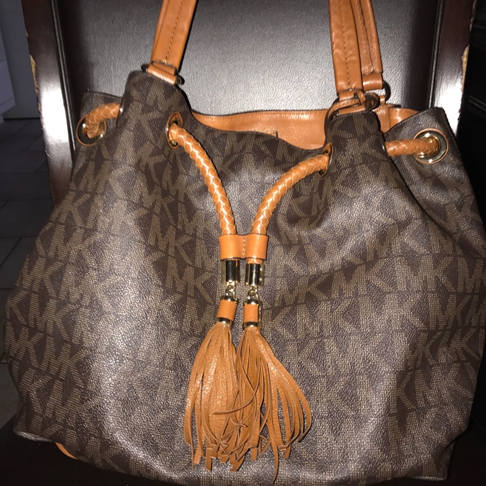 Michael Kors purse