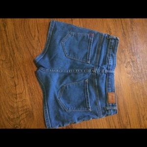 BDG high waisted jeans. Size 28 w. Stretchy.
