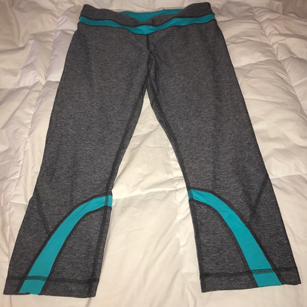 Lululemon Inspire II crop