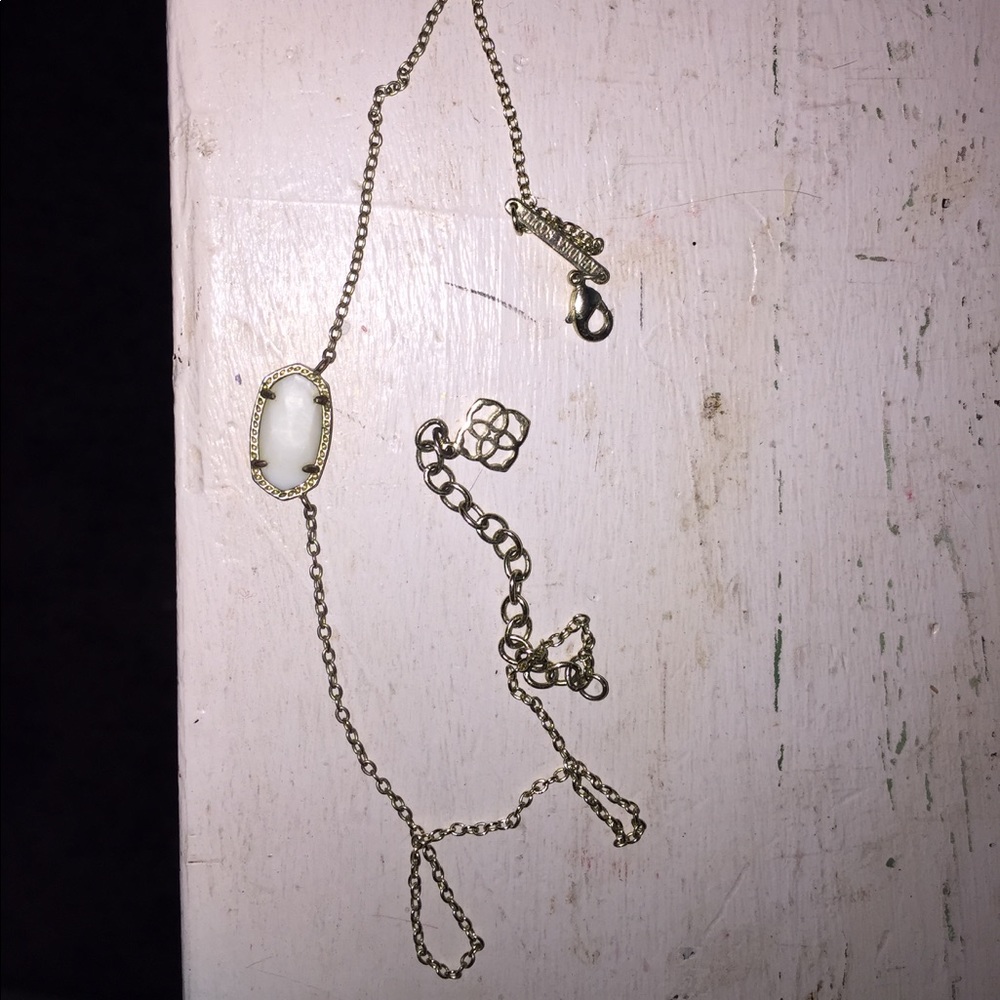 Kendra Scott Elsa pendant