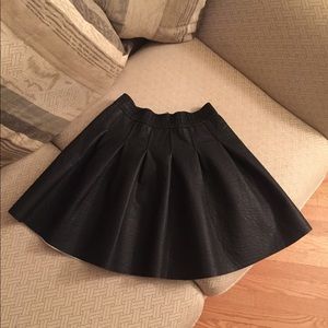 H&M Black Skirt