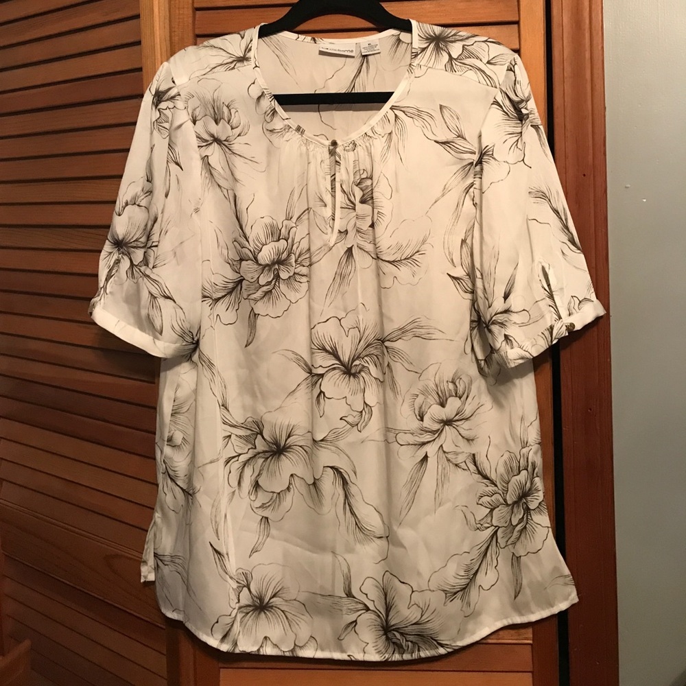 Liz Claiborne Black & White Floral Blouse Top