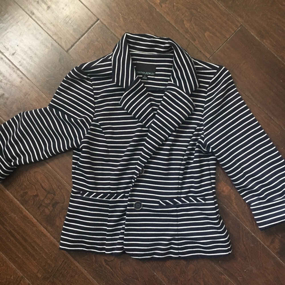 Stripped Blazer! - Picture 2 of 5