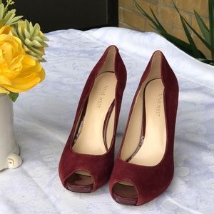 Nine West elegant wine color 👠