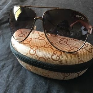 GUCCI BIG FRAMES SHADES