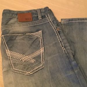 Men's BKE light colored jeans