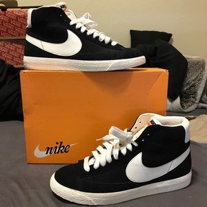 Nike Vintage Blaser (Black/White)