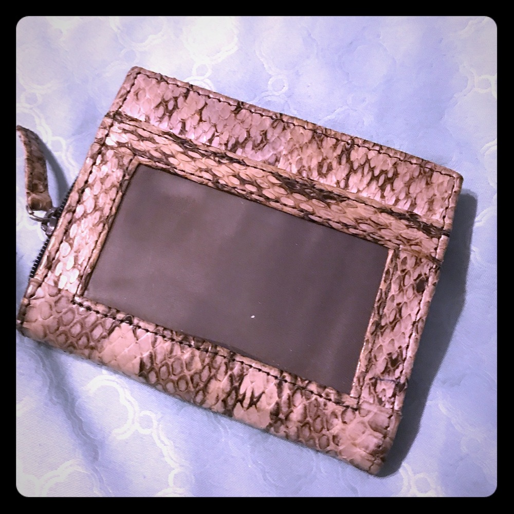 Snake skin pattern wallet 🐍