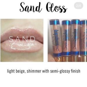 New SeneGence Lipsense sand gloss 💋