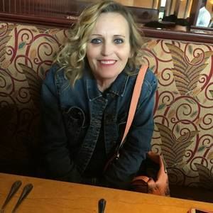 Meet your Posher, Mary candy