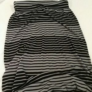 Stripped maxi skirt