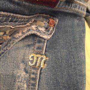 Miss Me Distressed Capri Camo Cropped jeans 28